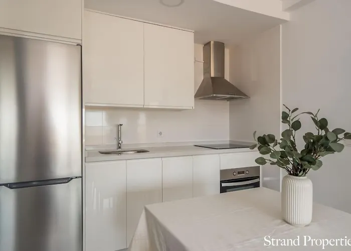 With Beautiful Views. Apartment *