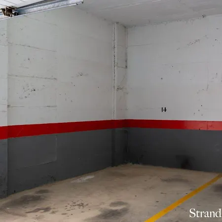 Apartment With Beautiful Views. *